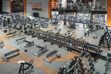 Foto de referencia de gimnasio