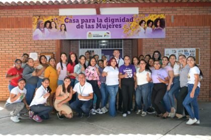 Foto casa para la dignidad de la mujer cursos