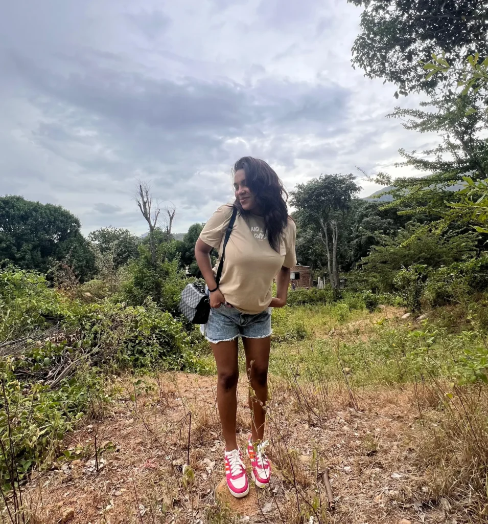 Persona en la naturaleza.